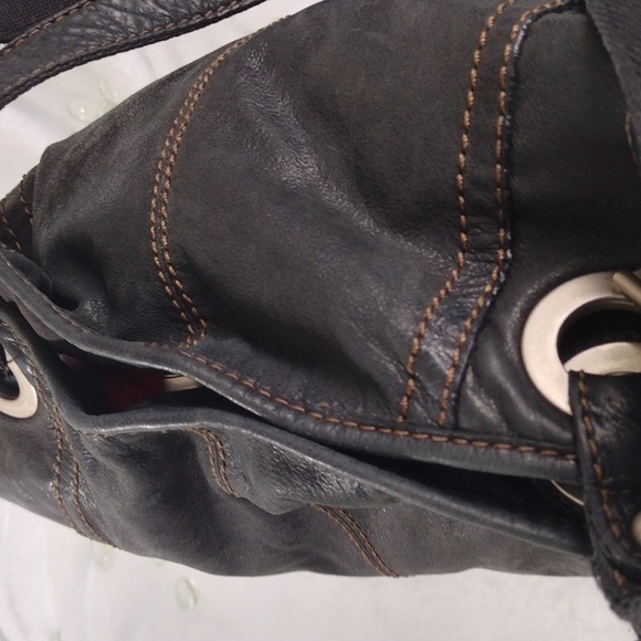 Fossil Leather Shoulder Bag - Picture 5 of 8